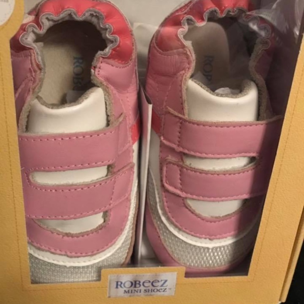 Robeez soft soled leather shoes